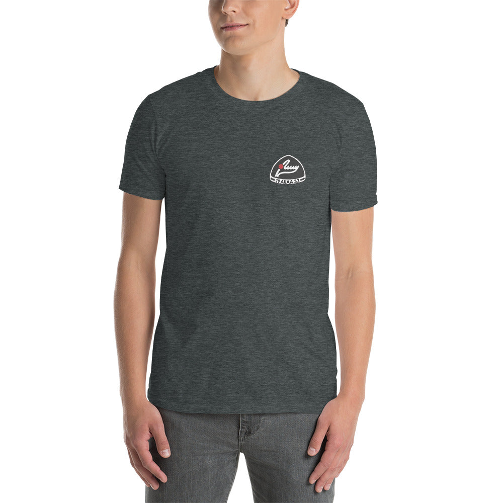 AMY:n unisex t-paita painetulla logolla