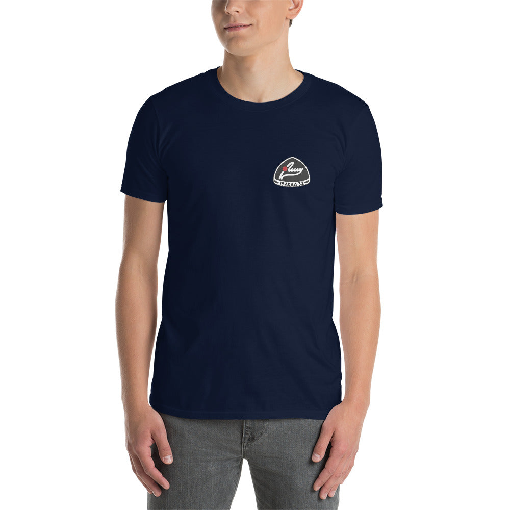 AMY:n unisex t-paita painetulla logolla